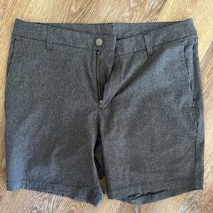 Lululemon Commission Classic Fit Short 7 inch inseam Grey Heathered Black